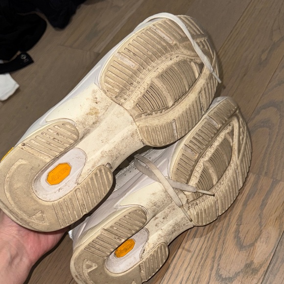 Brandblack SAGA Women's Cream White Sneakers - Picture 7 of 7